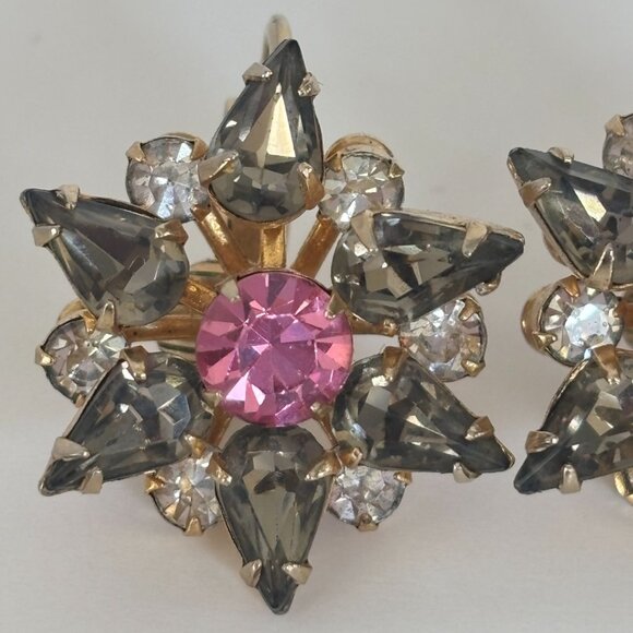 Hattie Carnegie Clip-On Earrings Pink Smoky Grey Rhinestones Jewelry Vintage - Picture 5 of 10